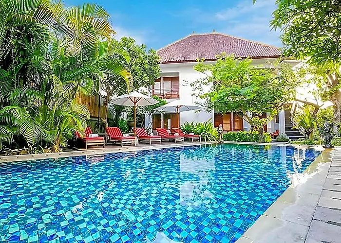 Sari Hotel 3*