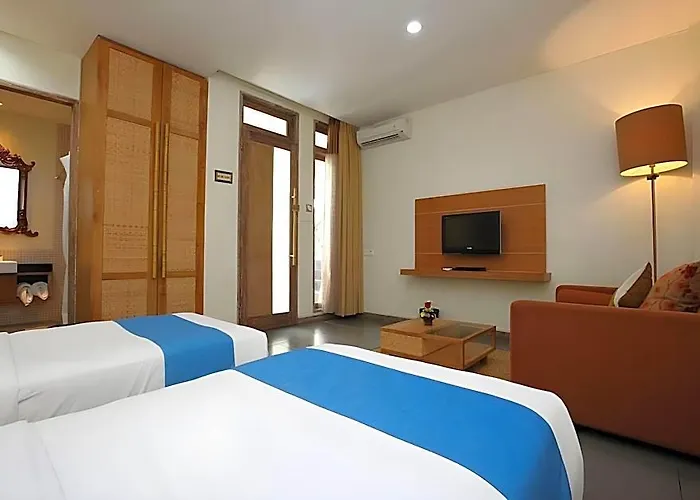 Sari 3*